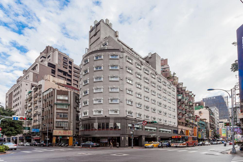 華麗大飯店ferrary Hotel Тайбэй Экстерьер фото
