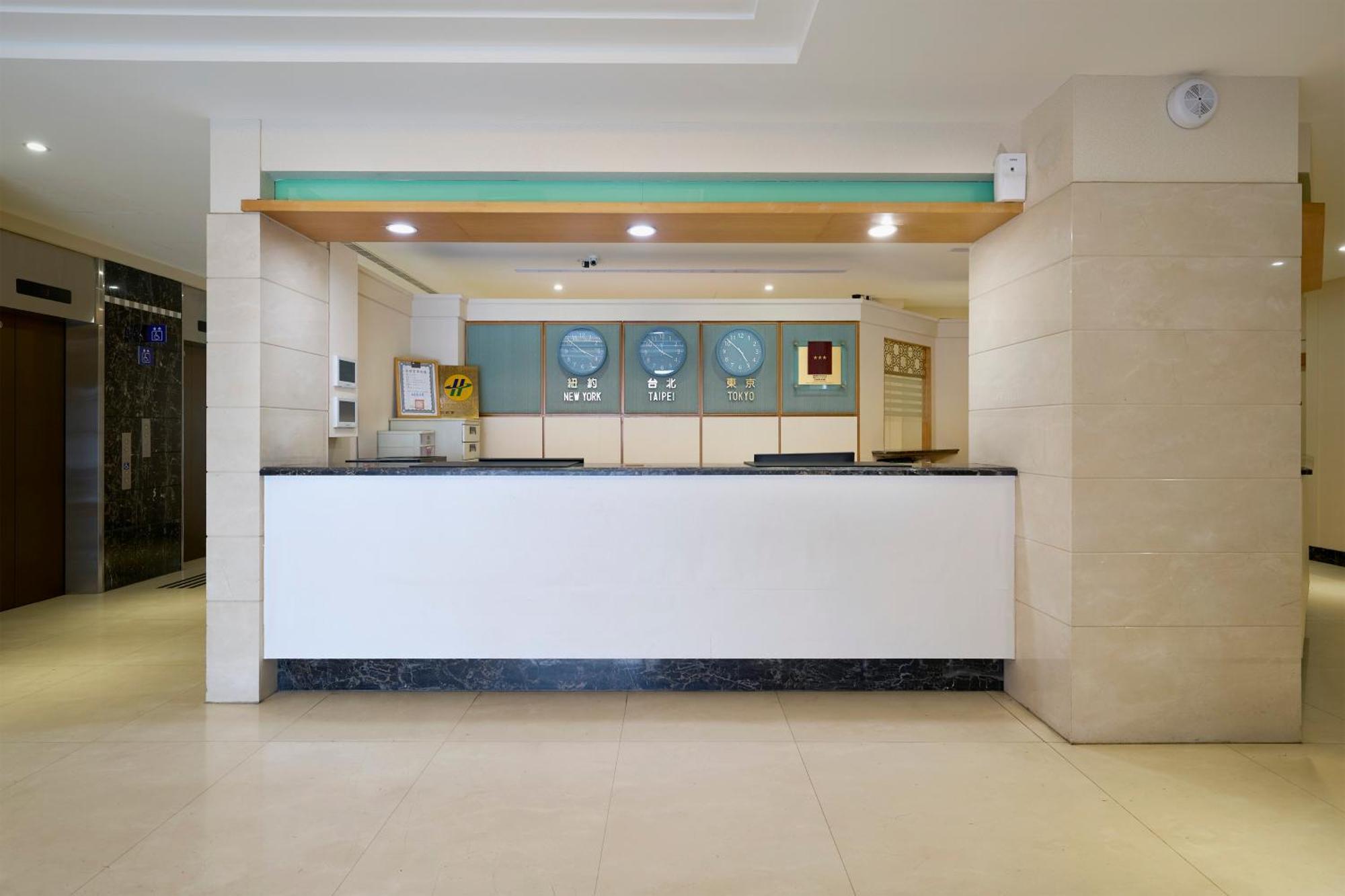 華麗大飯店ferrary Hotel Тайбэй Экстерьер фото