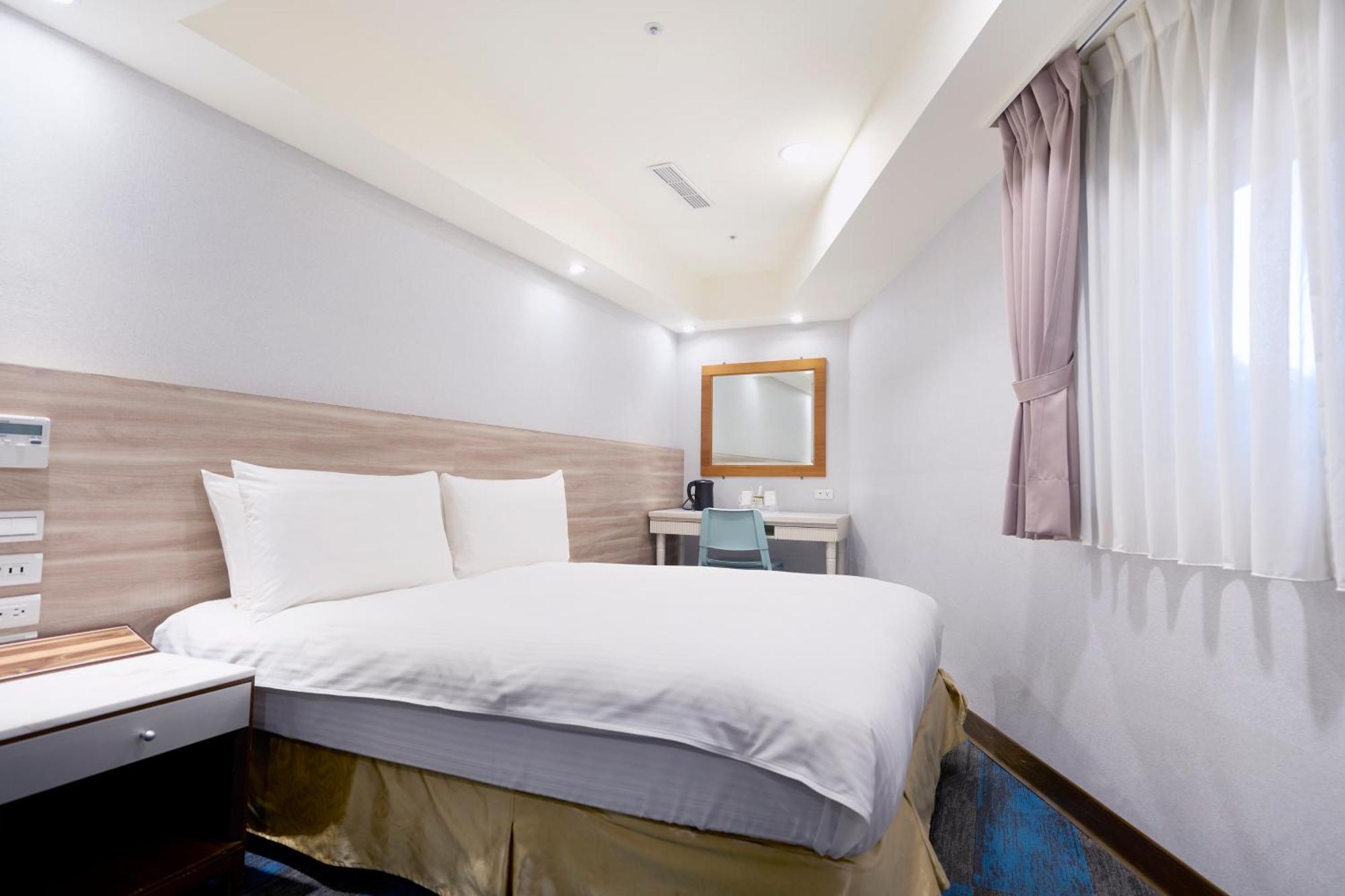 華麗大飯店ferrary Hotel Тайбэй Экстерьер фото
