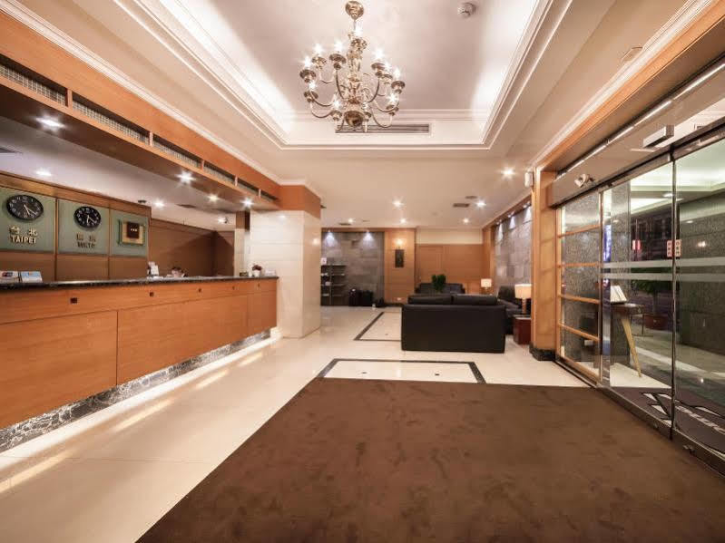 華麗大飯店ferrary Hotel Тайбэй Экстерьер фото